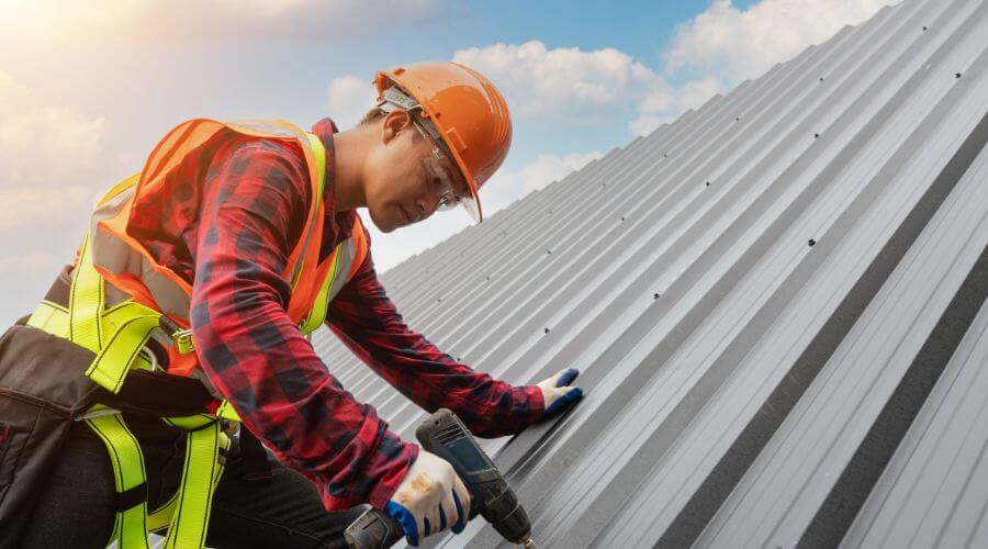 Expert Emergency Roof Repairs services in Sherrard, IL